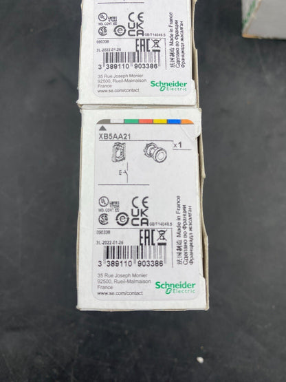 SET OF 13 SCHNEIDER ELECTRIC PUSHBUTTON SWITCH XB5AA21 ZB4 BV013 XB4BA51 XB4BD33 - KLR Automation