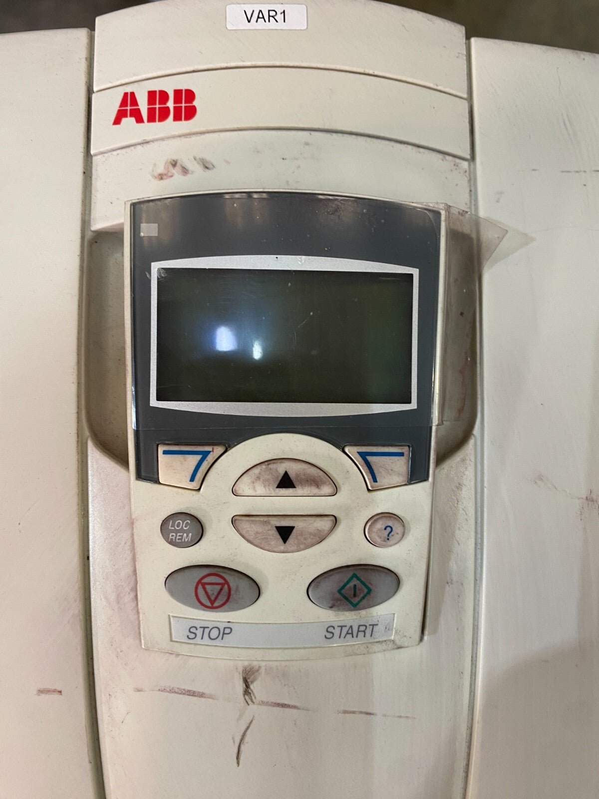 ABB ACS550 - 01 - 157A - 4 380 - 480V 75/55kW ONDULEUR + ACS - CP - A - KLR Automation