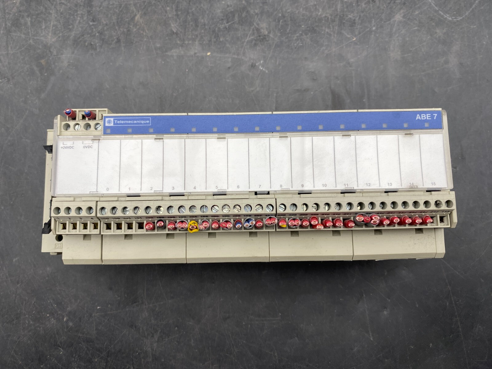 TELEMECANIQUE ABE7-R16S210 AUTOMATE PROGRAMMABLE x5pc