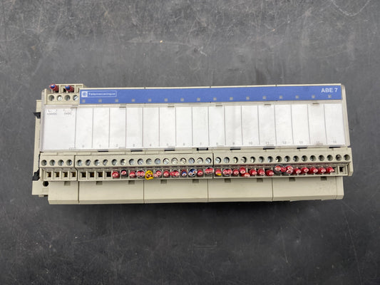TELEMECANIQUE ABE7-R16S210 AUTOMATE PROGRAMMABLE x5pc