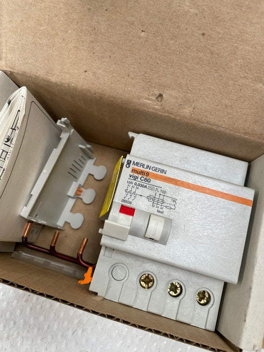 1pc x Merlin Gerin Schneider multi 9 vigi c60 26556 c60 3p 63 30mA - KLR Automation