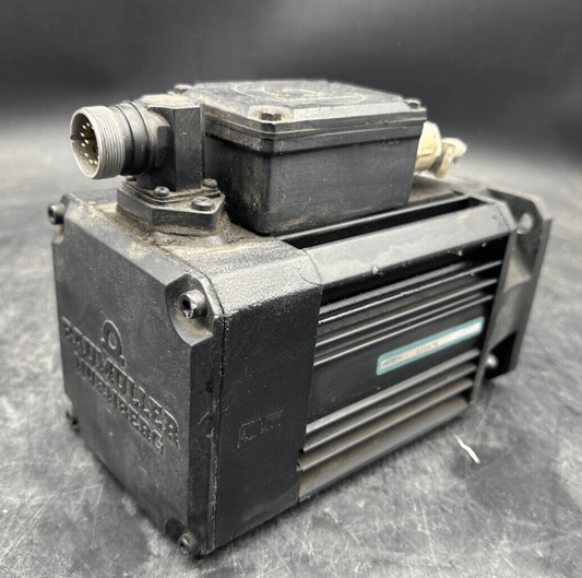 BAUMULLER DS 56 - S 1.4kW 3 - 40% 3000 min - 1 SERVO MOTEUR - KLR Automation