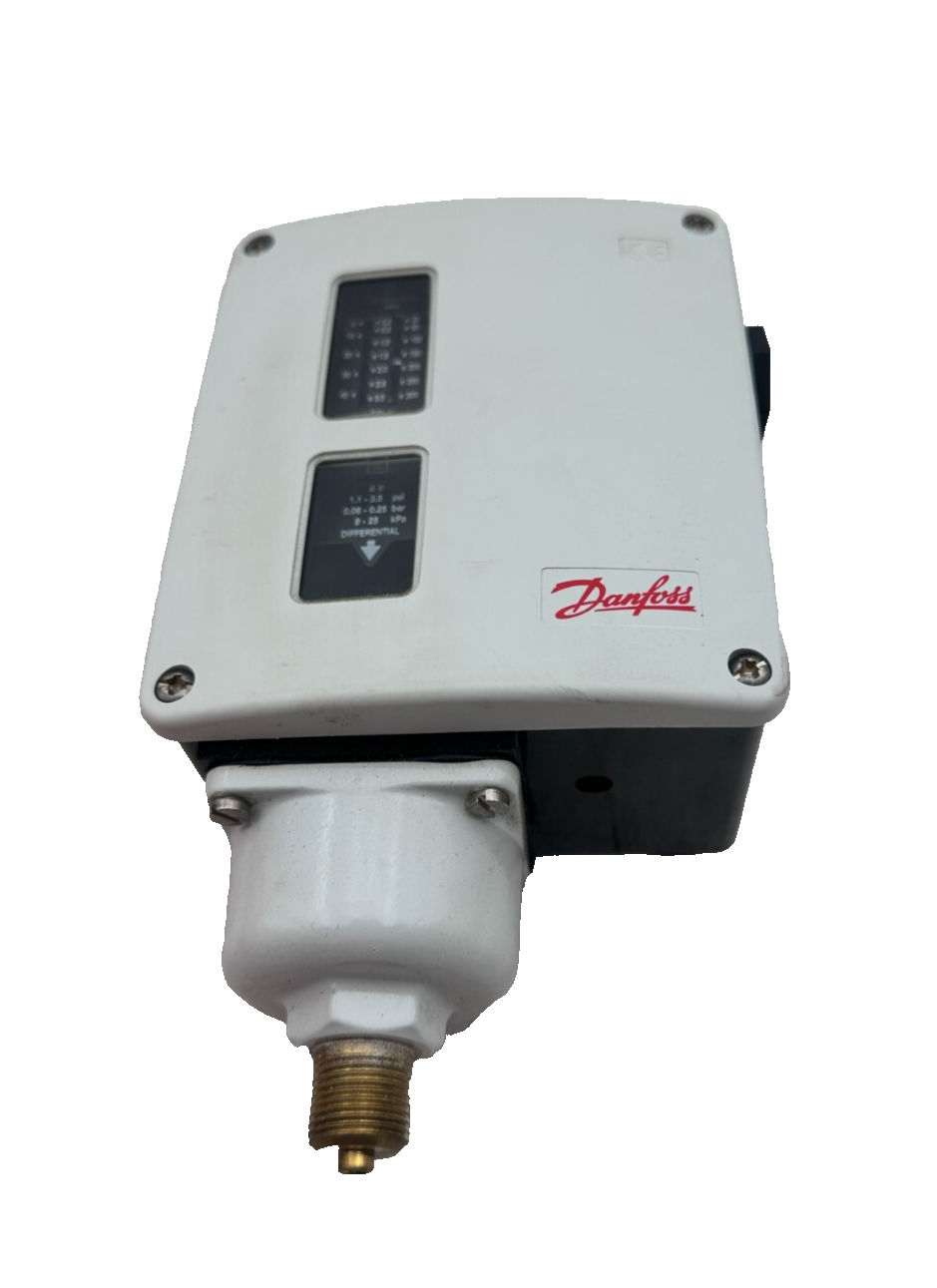DANFOSS RT110 017-529166 0RESSURE CONTROL 0.2-3 BAR G3/8A