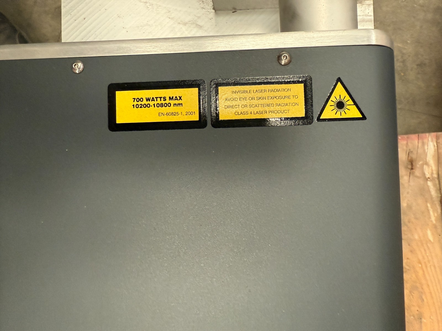 Synrad Firestar FSF201SC  +  FH Flyer  Marking Head        Laser F201