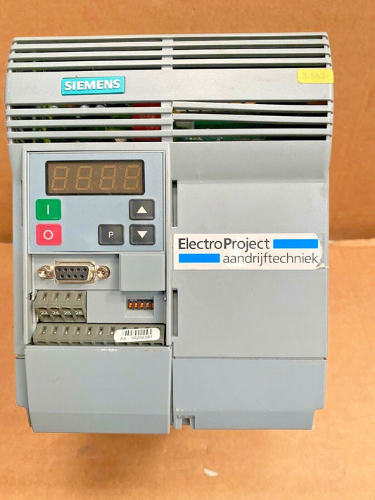 Siemens 6SE9516 - 0DB40 MICROMASTER - KLR Automation