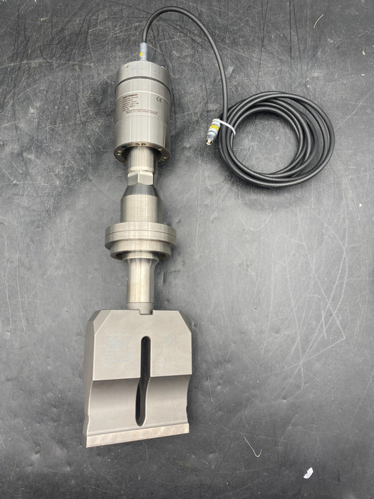 HERRMANN SONOTRODE 4 010 475 1:1.7 + 180813 ULTRASONIC CONV. + 213 981 1:2 - KLR Automation