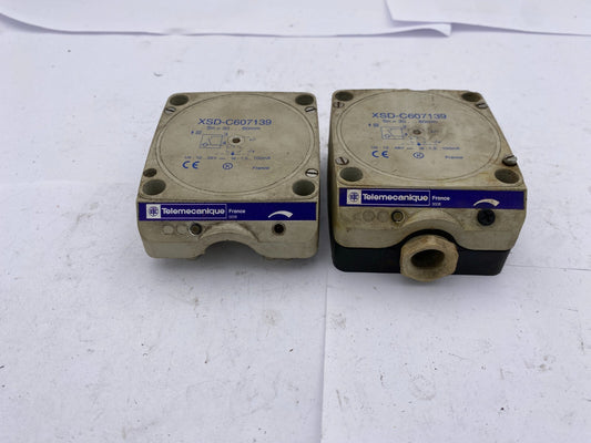 2pc x TELEMECANIQUE XSD-C607139 PROXIMITY SENSOR 12/48V