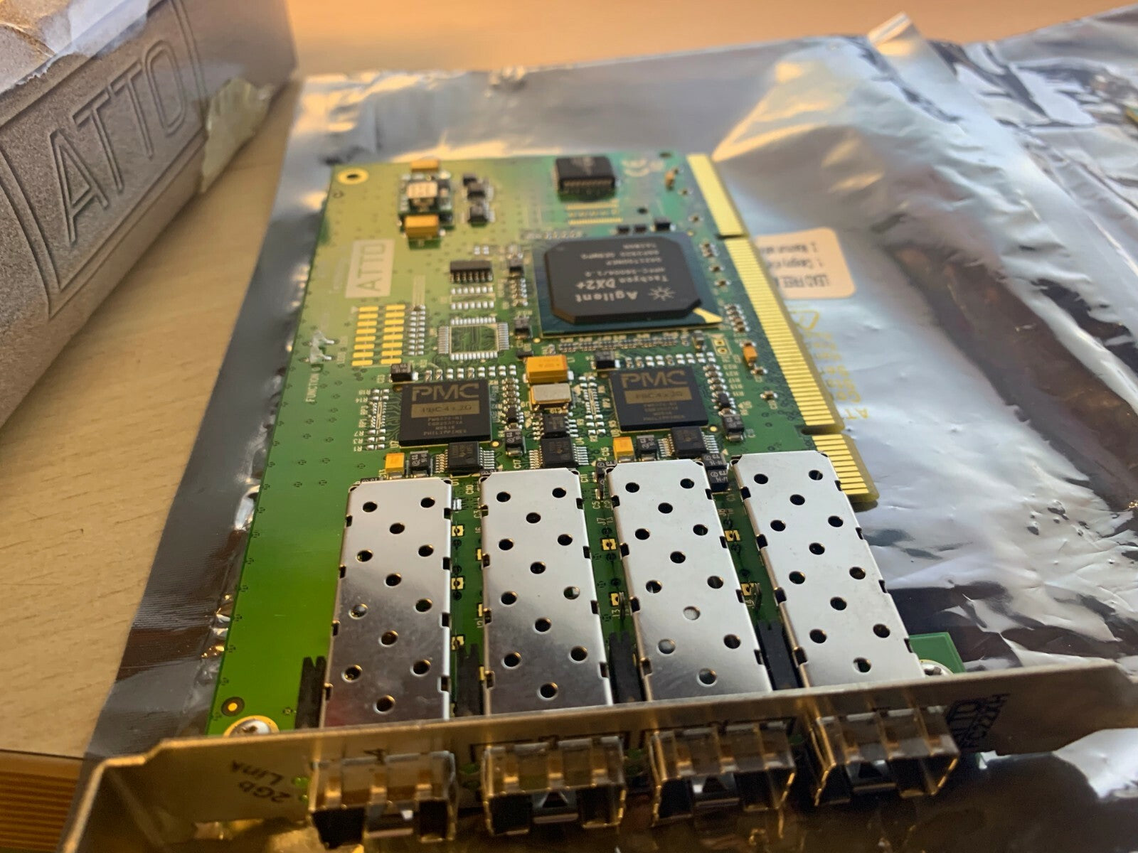 ATTO Celerity FC-22XH Storage Adapter CTFC-22XH-000 Fibre channel+ lsi 7204ep