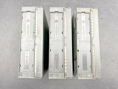 LOT OF 3 SIEMENS SIMATIC SM321 6ES7 322 - 1BH01 - 0AA0 E - S 05 DIGITAL OUTPUT MODULE - KLR Automation