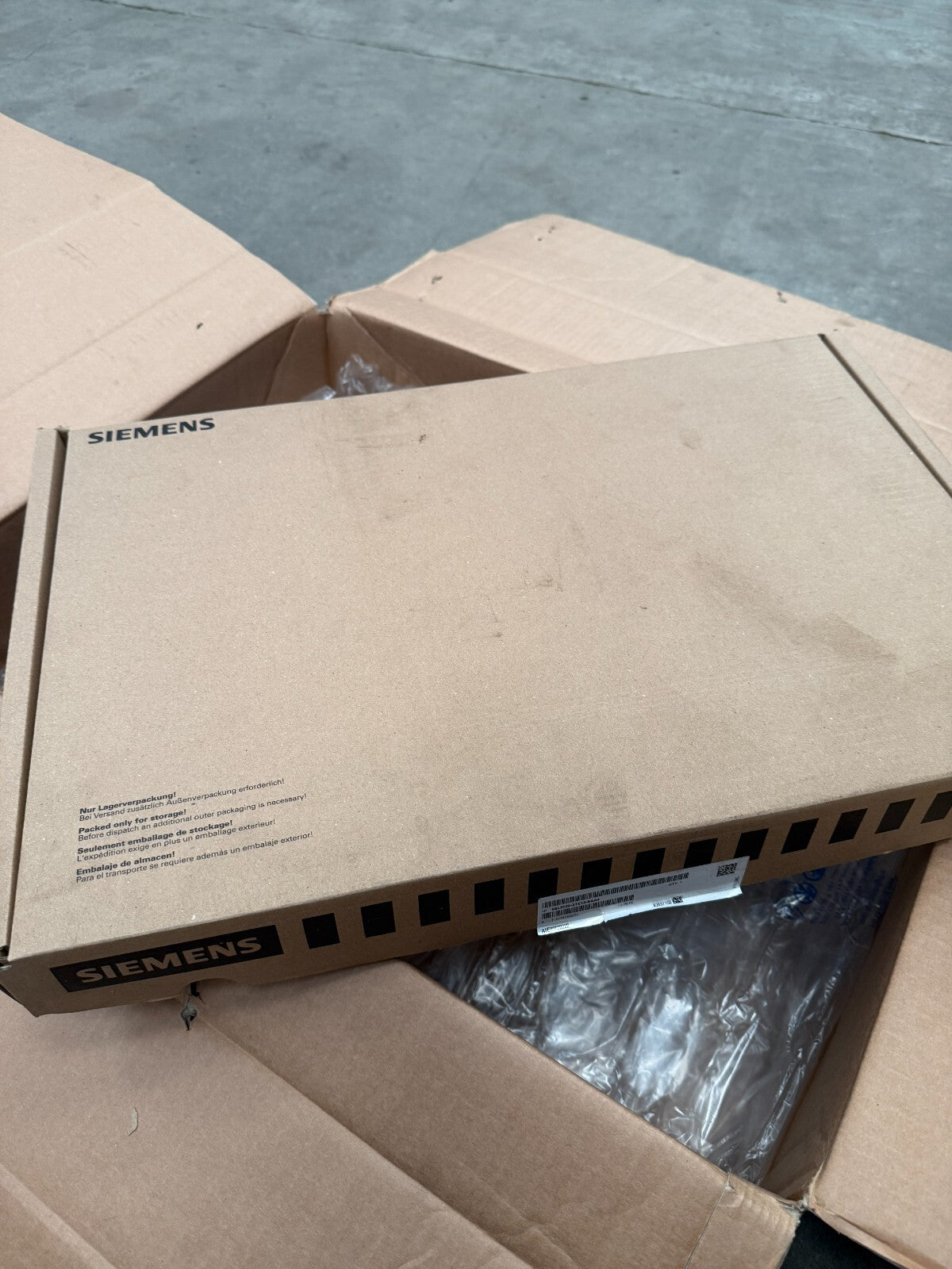 Siemens 6SL3120-2TE13-0AA0 SINAMICS , motor module. New