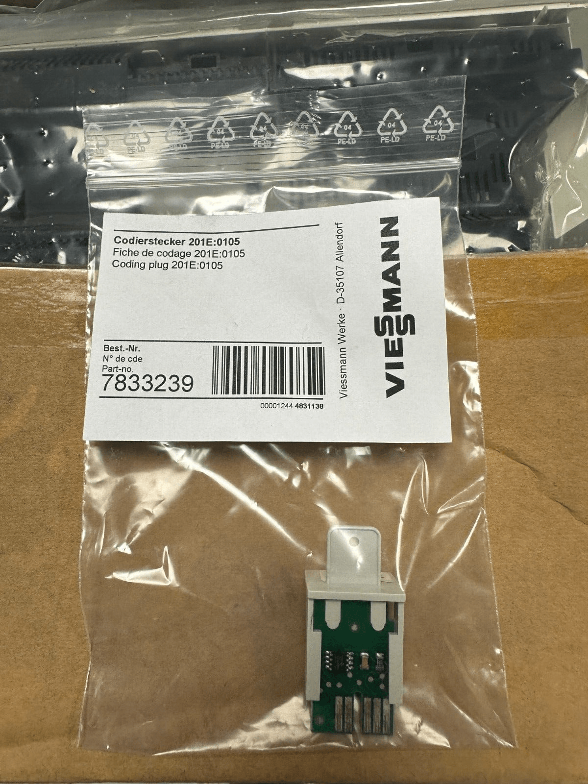 VIESSMANN 7296216 BOITIER DE REGULATION CHAUDIERE VBC 130 - A02.027 + 7833239 - KLR Automation