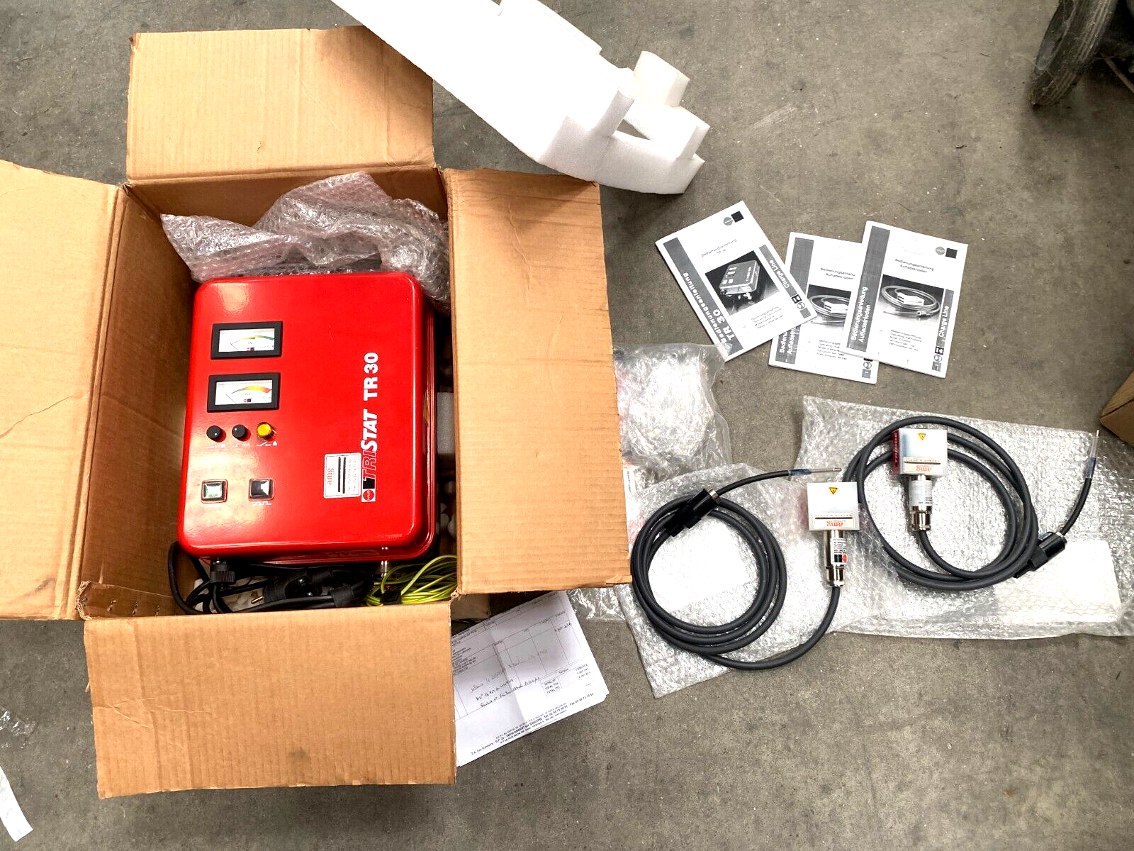 GÉNÉRATRICE CHARGE TR 30 25Kv  AMG Aug TriStat  + 2 pc Triode ALM R 060.200 60cm
