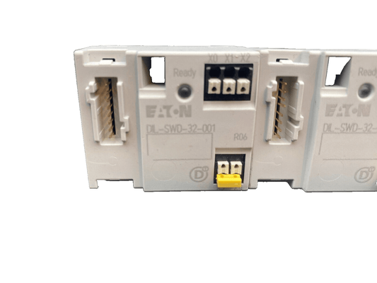 EATON DIL - SWD - 32 - 001 x2pc + PKE - SWD - 32 x1pc MODULE CONTACTEUR - KLR Automation