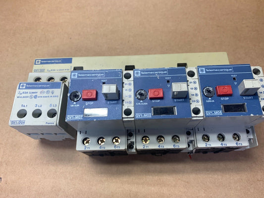 Lot de 3 pc x TELEMECANIQUE Motor Circuit Breaker GV1 - M07 + G07 + 004 + A01 - KLR Automation
