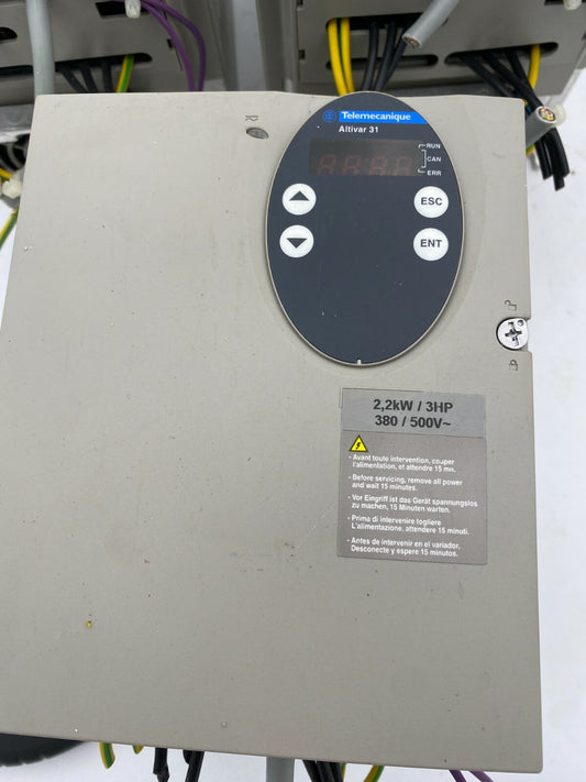 1pc x. TELEMECANIQUE ATV31HU22N4 DRIVE 2.2KW 3HP 380/500V - KLR Automation