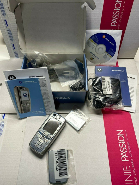 MOTOROLA C975 Silver   Rare collectors phone Mobile Cell n2