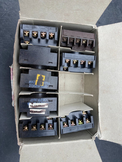 LOT DE 5 OMRON P3GA - 11 CONNECTING SOCKET - KLR Automation