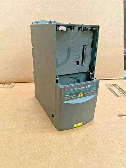 SIEMENS 6SE6440 - 2AB13 - 7AA1 Micromaster 440 - KLR Automation