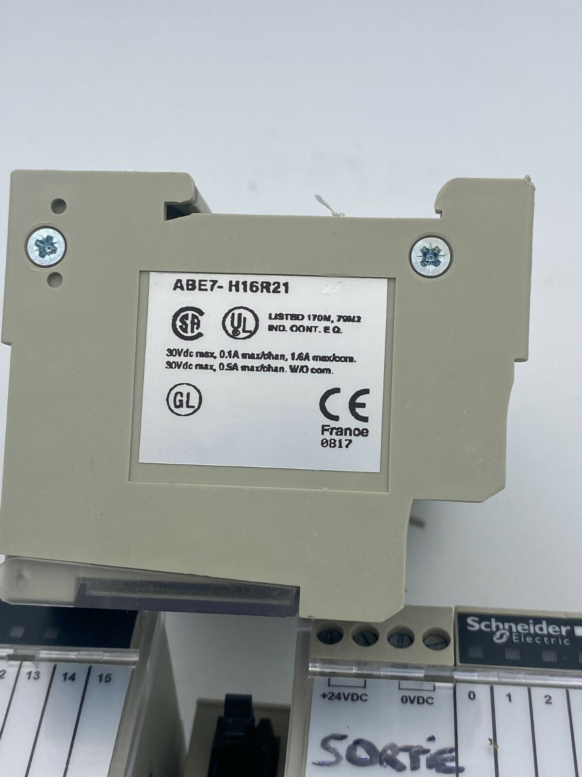 11pc x Telemecanique ABE 7 H16R21  Modicon Module