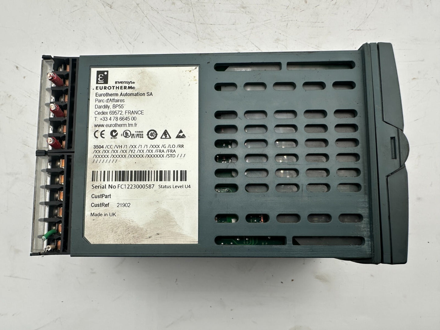 EUROTHERM 3504 3504/CC/VH/1/XX/1/1/XXX/G/LO/RR /Y2 21902 TEMP. CONTROLLER x1pc - KLR Automation