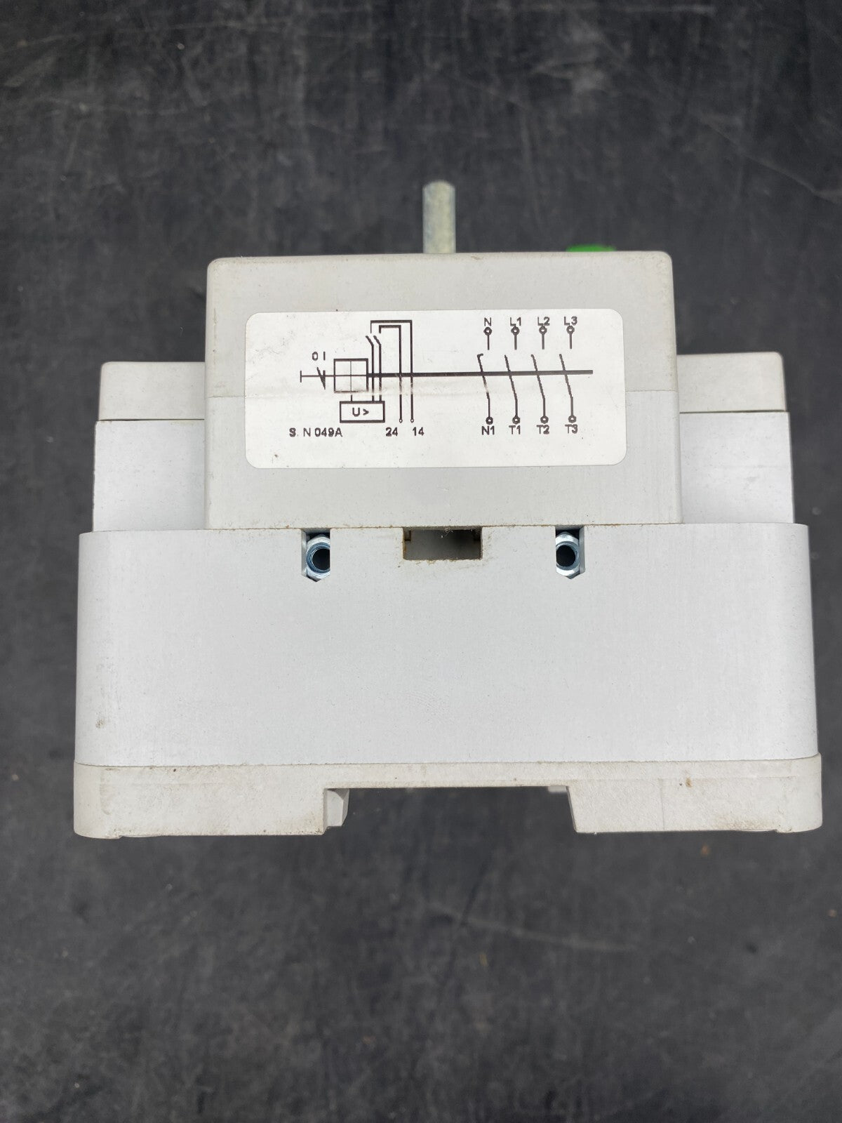 SOCOMEC 1230 4013 IDE 125A 4P AV INTERRUPTEUR SECTIONNEUR