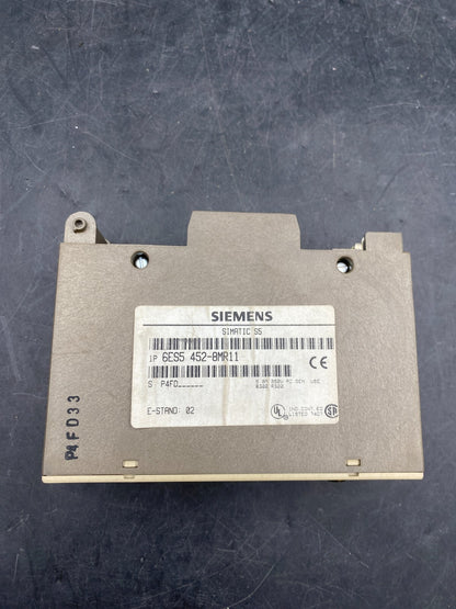 SIEMENS 6ES5452-8MR11 RELAY OUTPUT MODULE