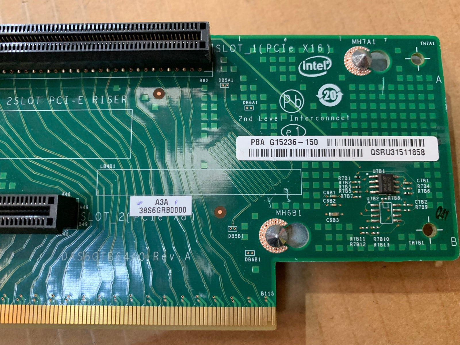 4 x    INTEL   Board G15236-150