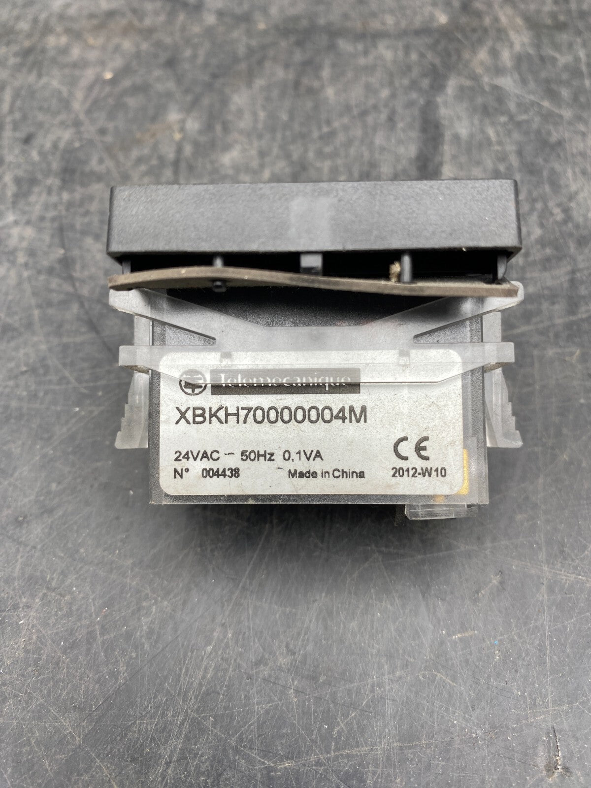 LOT DE 3 SCHNEIDER ELECTRIC TELEMECANIQUE XBKH70000004M COMPTEUR HORAIRE - KLR Automation
