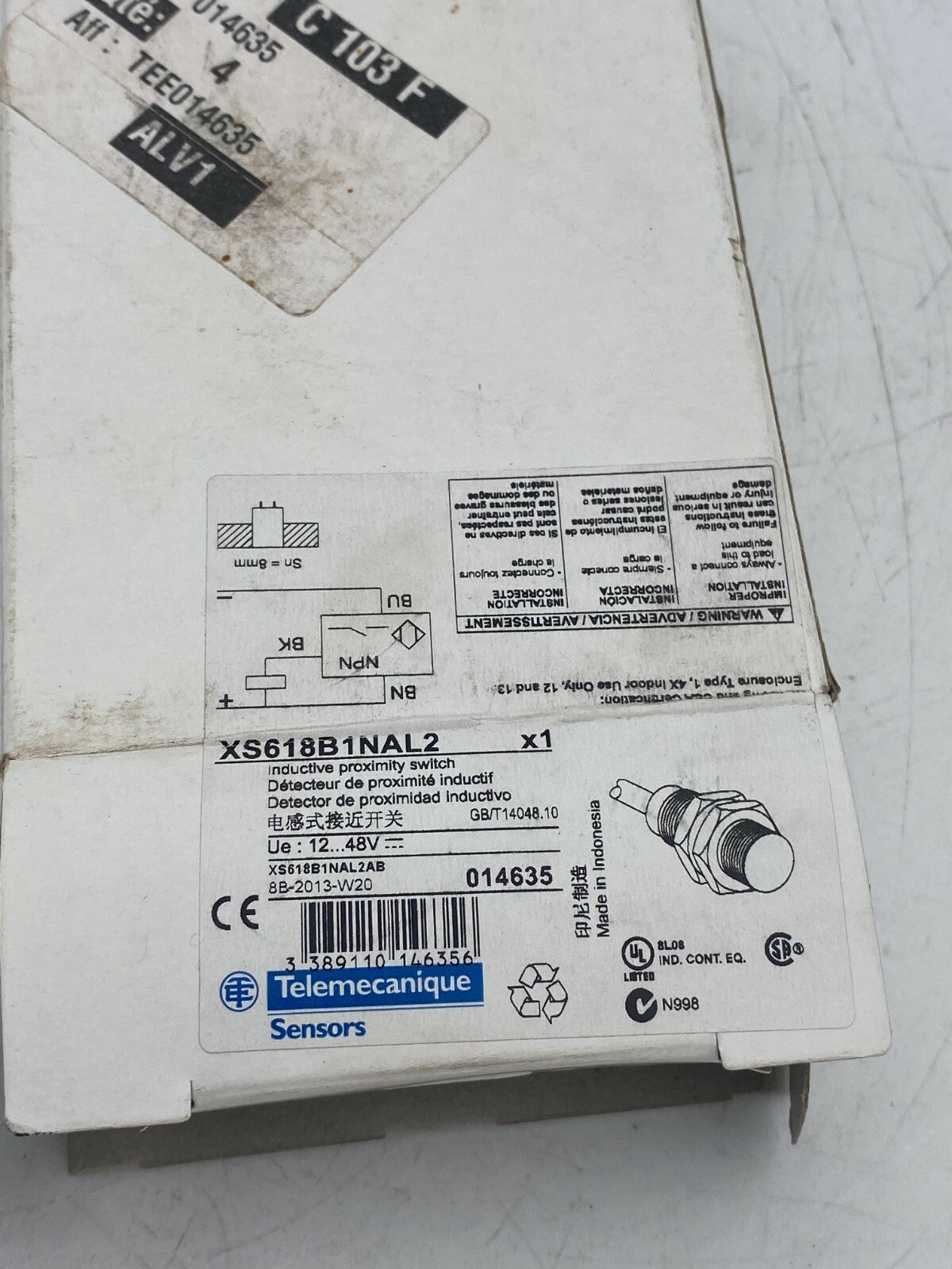 TELEMECANIQUE XS618B1NAL2 12-48 V Détecteur de proximité inductif