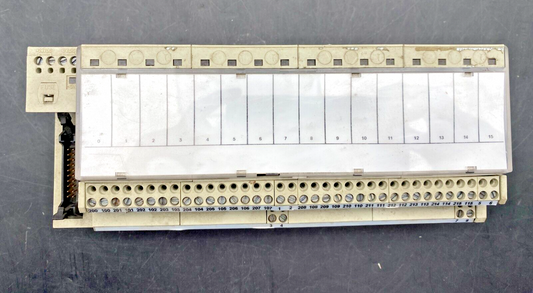 ABE7 R16T210 MODULE RELAY BASE OUTPUT