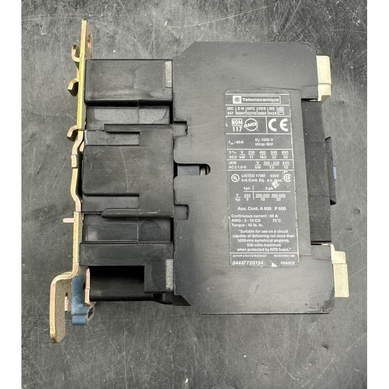 TELEMECANIQUE LC1 D4011 CONTACTEUR x2pc
