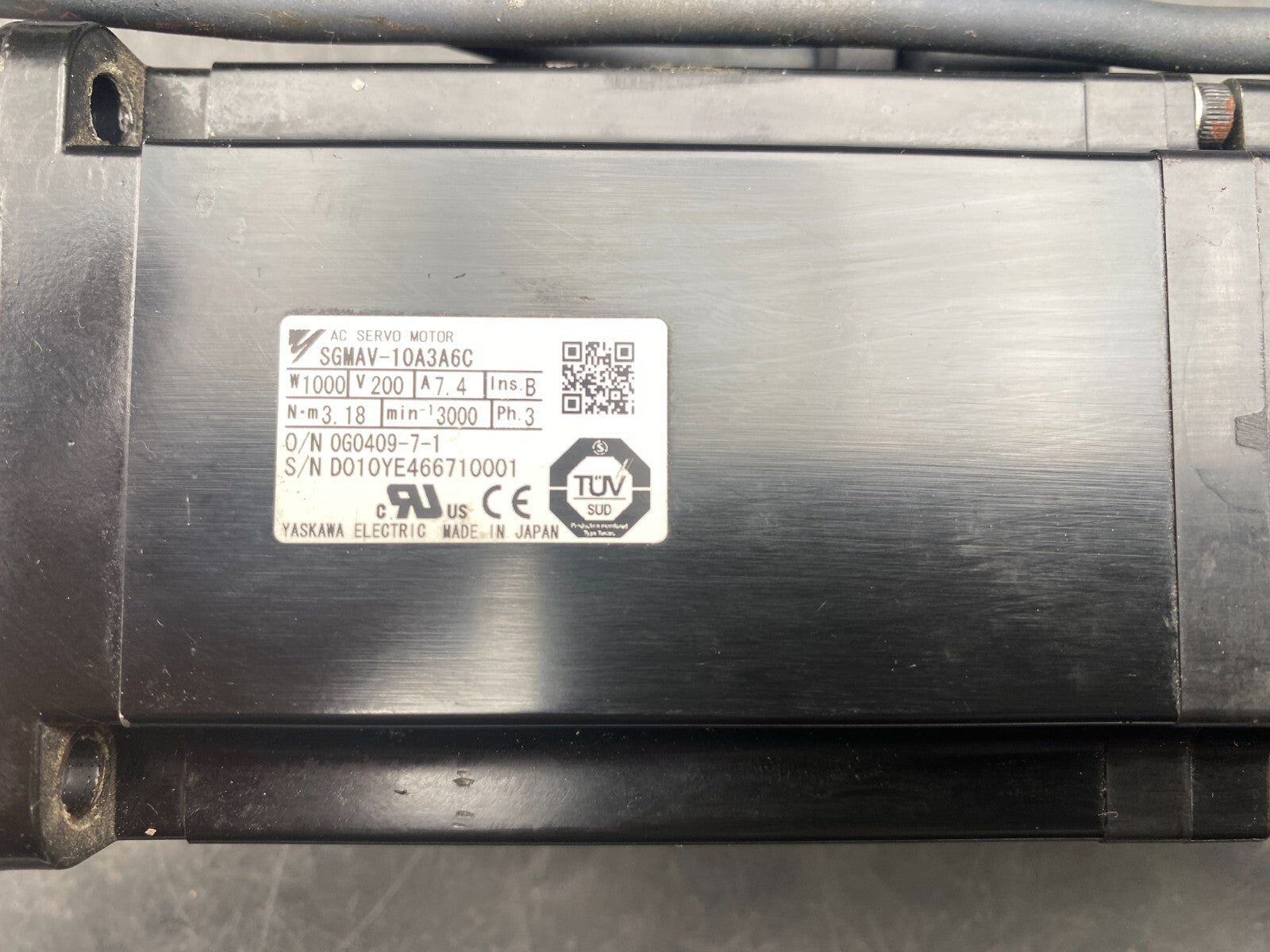 OMRON SGMAV - 10A3A6C 1000W 200V 7.4A 3.18 Nm 3000 tr/min 3PH SERVOMOTOR x1pc - KLR Automation