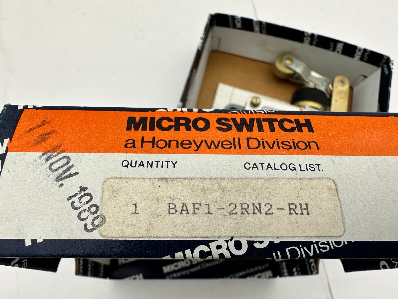1pc x MICRO SWITCH LIMIT SWITCH BAF1 - 2RN2 - RH - KLR Automation