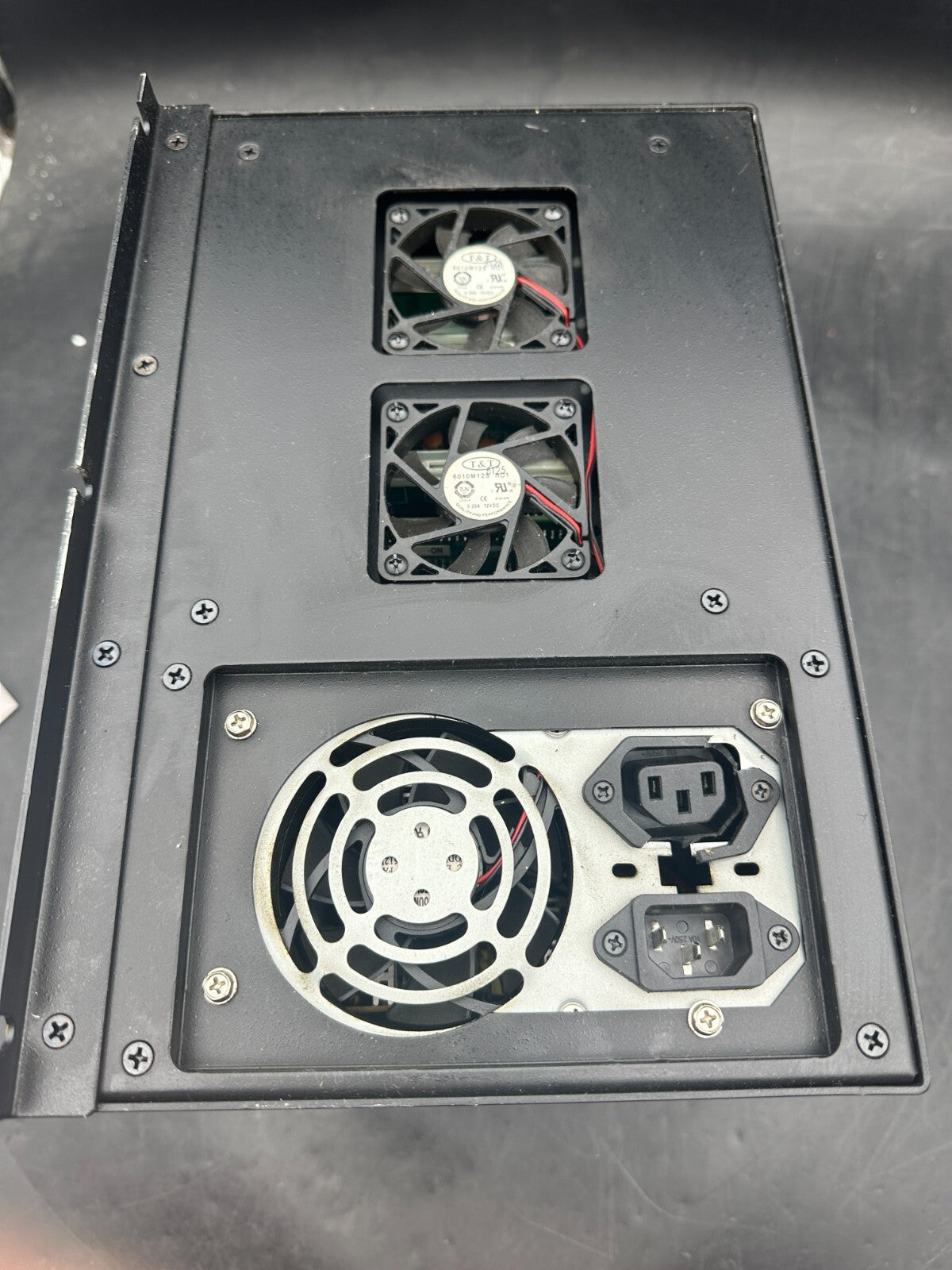 GENTEC D4E FB - 2501C 3CW5E01A GI0 - 1 + GMT - 2 GIPC - F PRISE ALIMENTATION ENDOMMAGEE - KLR Automation