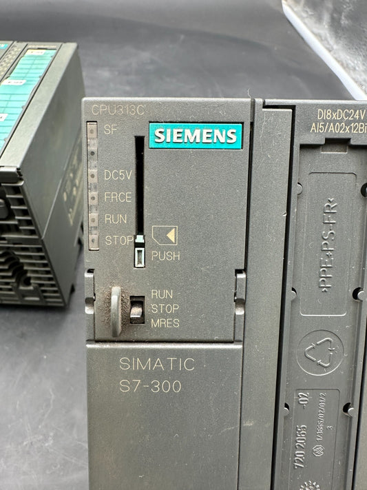 Siemens 6ES7 222-1BF21-0XA0 EM222 DC Output Module 24VDC