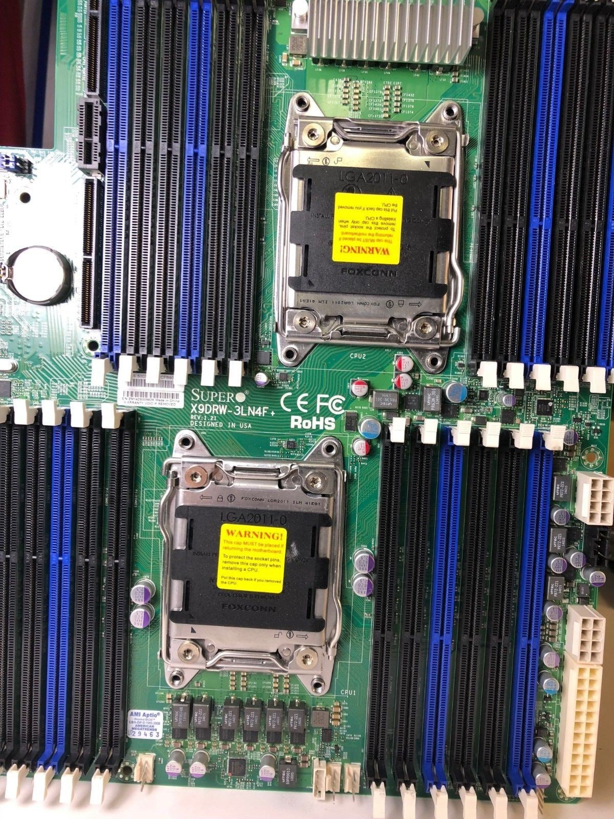 Supermicro X9DRW-3LN4F+ Server Motherboard  Serveur 