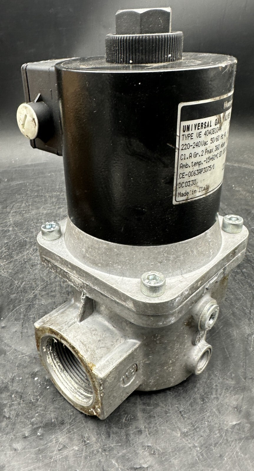 HONEYWELL VE 4040B1044 SOLEINOID GAS VALVE RP 1"1/2 - KLR Automation