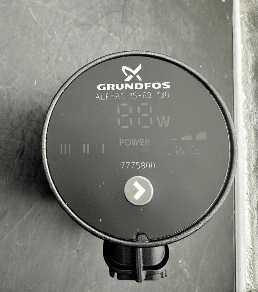 DE DIETRICH 7826213 CIRCULATEUR GRUNDFOS ALPHA 1.1 15 - 60 180mm + CABLES - KLR Automation