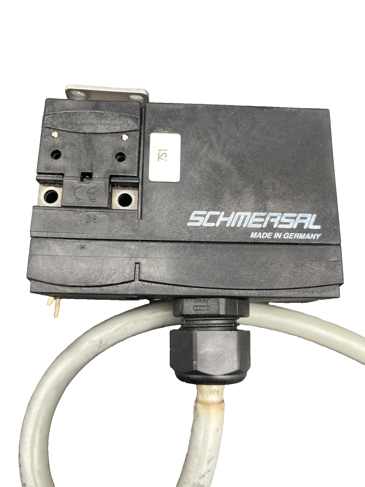 SCHMERSAL AZM 170-11ZRK SOLENOID INTER LOCK SWITC x1pc