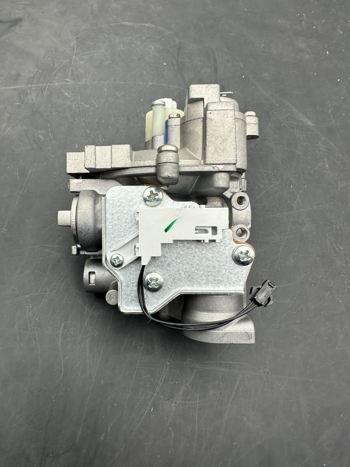 ELM LEBLANC BOSCH 87070214470 BLOC GAZ - KLR Automation