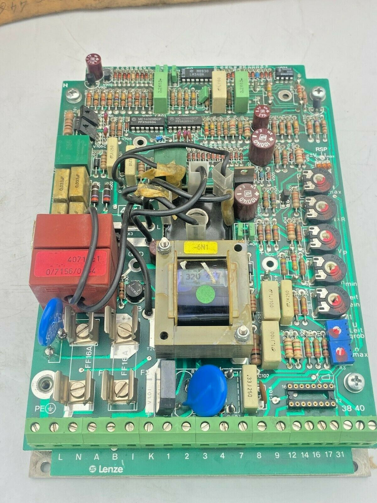  1pc x. 472-E-1 Lenze Drive - DC Drive Tested Ok garantie 