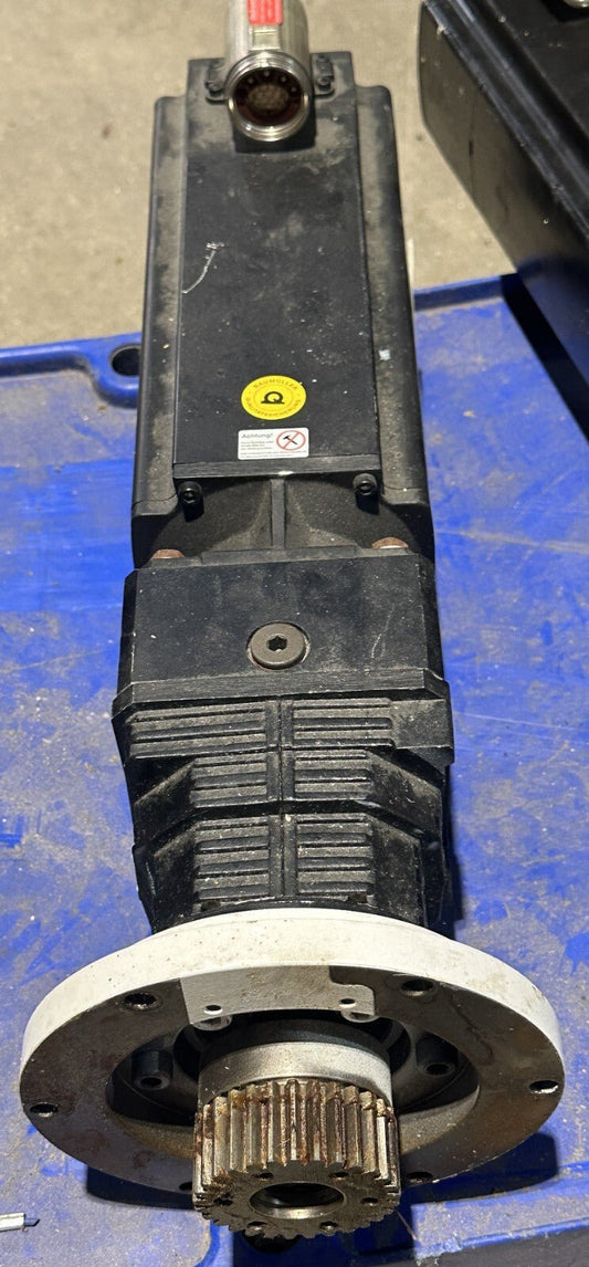 BAUMULLER DSG 56 L45 UL 21011921 2.9 kW 4000 RPM 360V + SPN 051940 U35 - KLR Automation
