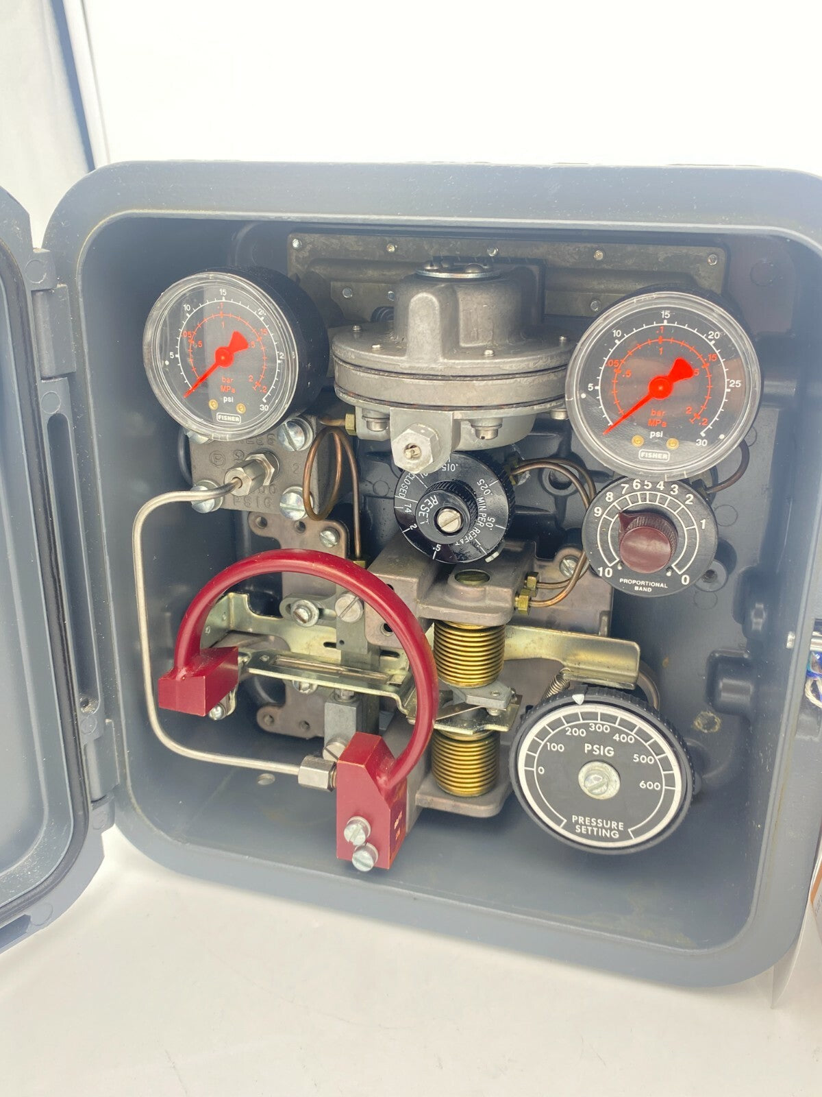 1pc x Fisher 4160K - Pressure Controller