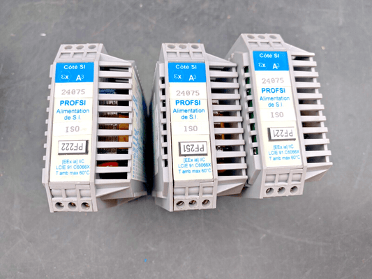 LOT OF 3 A PUISSANCE 3 S.I SUPPLY FOR PROFSI - 24075 - A230 - ISO - KLR Automation