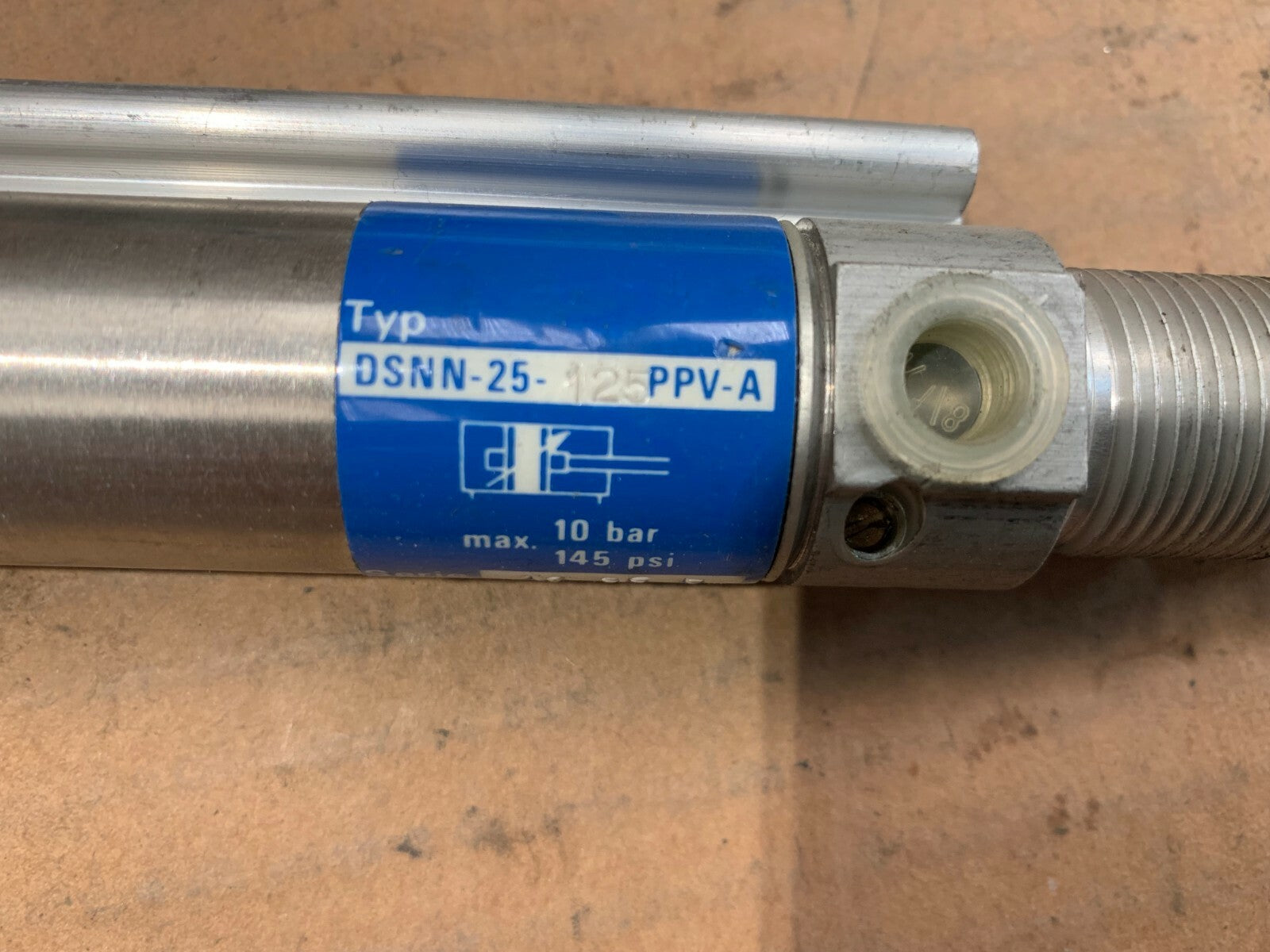  Old Stock 7pc x  FESTO dsnn-25-125-ppv-a