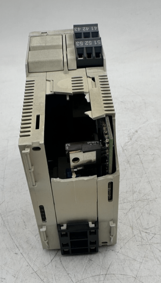 ENDRESS+HAUSER RTA421 - A11A PRELINE RTA 421 BOITIER ENDOMMAGE - KLR Automation