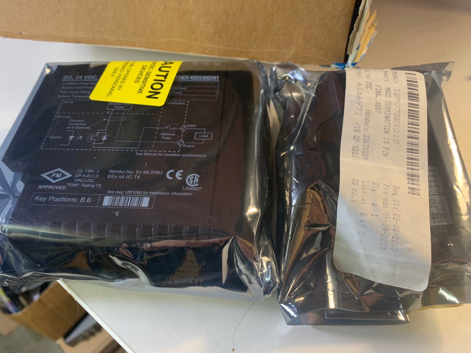 Emerson Delta V KJ3001X1 - BJ1 + KJ4001X1 - CD1 10 - Pin Mass Termination NEUF - KLR Automation