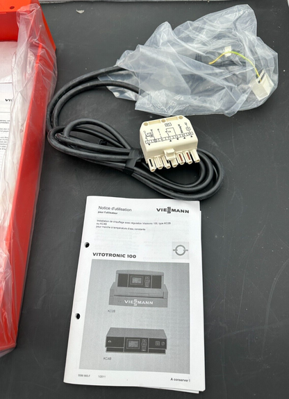 VIESSMANN 7282852 VITRONIC SOCLE POUR REGULATION DE REMPLACEMENT + CONNECTEUR