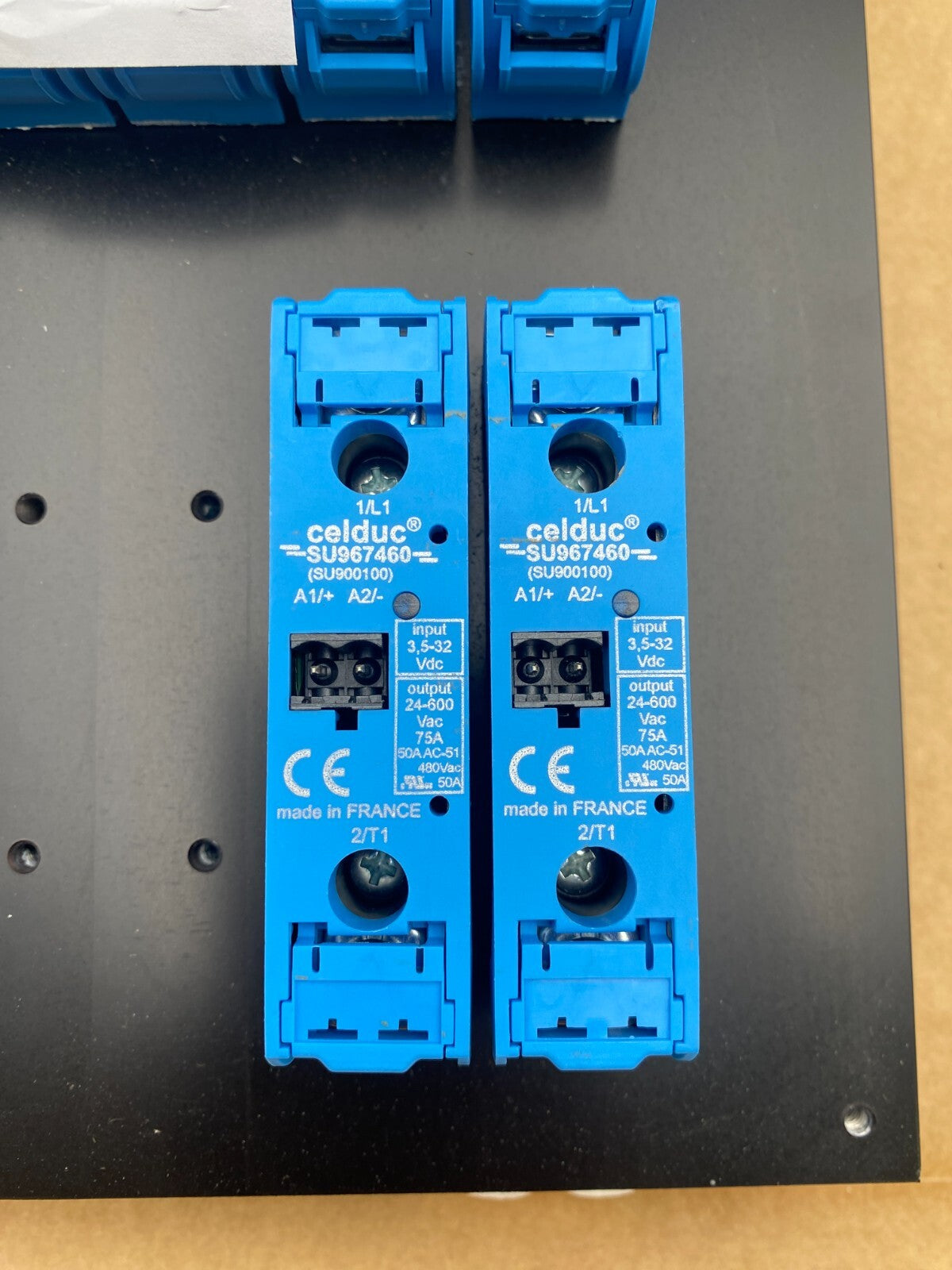 CELDUC SU967460 (SU900100) 20 RELAIS STATIQUE + DISSIPATEUR NEW