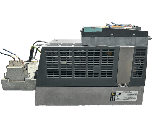 SIEMENS 6SL3210 - 1SE21 - 8AA0 + 6SL3040 - 0JA00 - 0AA0 + 6SL3203 - OCD22 - 2AA0 - KLR Automation